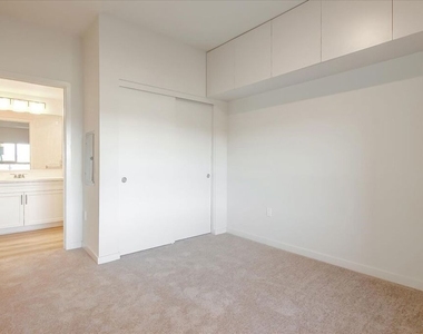 12655 Bluff Creek Drive - Photo Thumbnail 15