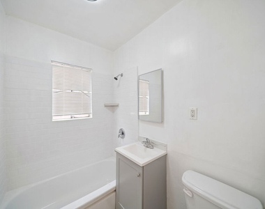 8633 Denver Avenue - Photo Thumbnail 8