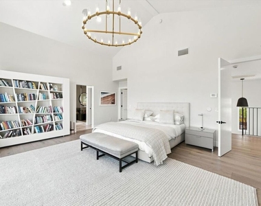1027 Ravoli Drive - Photo Thumbnail 27
