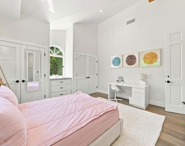 1027 Ravoli Drive - Photo Thumbnail 36
