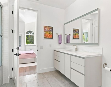1027 Ravoli Drive - Photo Thumbnail 37
