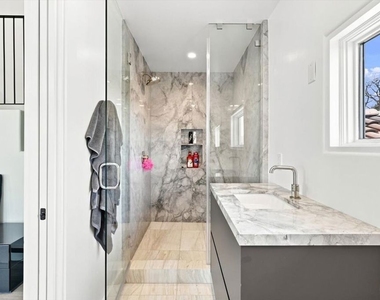 1027 Ravoli Drive - Photo Thumbnail 47