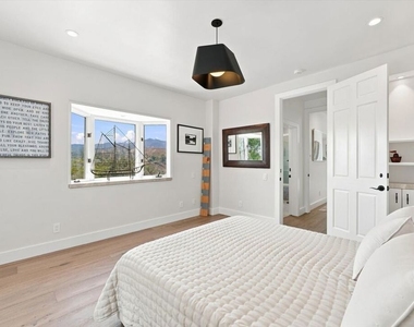 1027 Ravoli Drive - Photo Thumbnail 39
