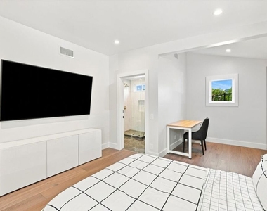 1027 Ravoli Drive - Photo Thumbnail 42
