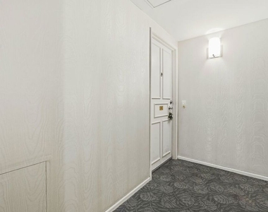 10787 Wilshire Boulevard - Photo Thumbnail 23