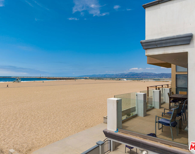 6419 Ocean Front Walk - Photo Thumbnail 33