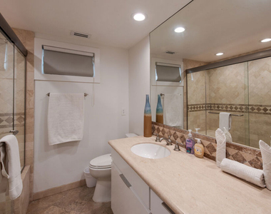 6419 Ocean Front Walk - Photo Thumbnail 25