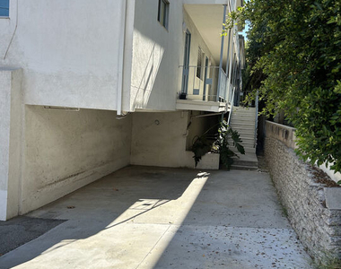 1412 Barry Avenue - Photo Thumbnail 2