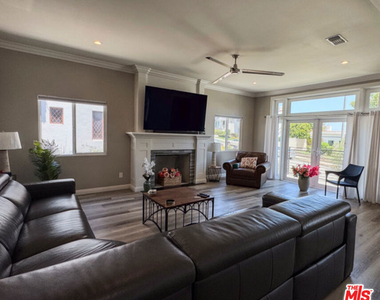 205 Quincy Avenue - Photo Thumbnail 1