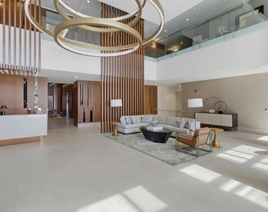 1388 Kettner Blvd - Photo Thumbnail 2