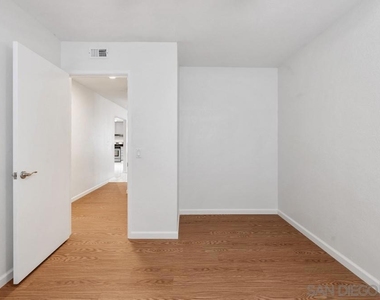 10359 Londonderry Ave - Photo Thumbnail 24