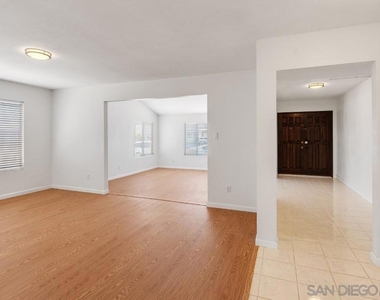 10359 Londonderry Ave - Photo Thumbnail 10