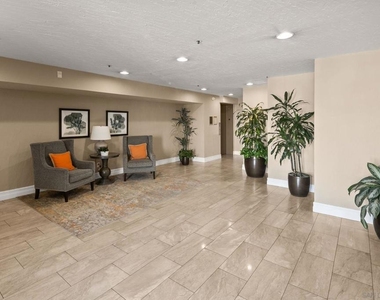 2445 Brant St - Photo Thumbnail 16