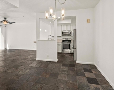 2445 Brant St - Photo Thumbnail 25