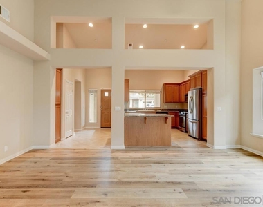 9504 Paseo De Los Castillos - Photo Thumbnail 23