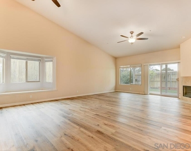 9504 Paseo De Los Castillos - Photo Thumbnail 19