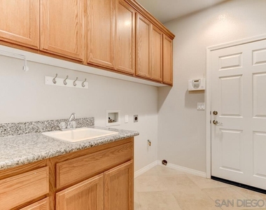 9504 Paseo De Los Castillos - Photo Thumbnail 5