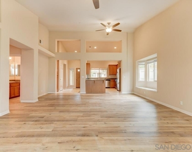 9504 Paseo De Los Castillos - Photo Thumbnail 22