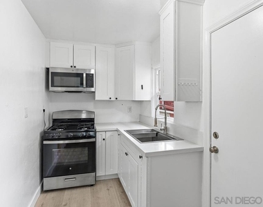 4261 Maryland St - Photo Thumbnail 10