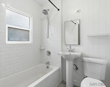 4261 Maryland St - Photo Thumbnail 7