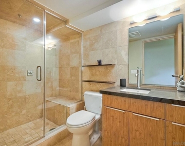 1052 Anchorage Ln - Photo Thumbnail 23