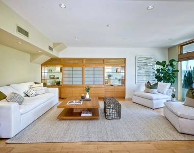 1052 Anchorage Ln - Photo Thumbnail 12