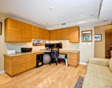1052 Anchorage Ln - Photo Thumbnail 28
