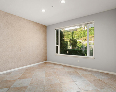4 Calle Regio - Photo Thumbnail 5