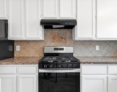 31601 Avenida Maravilla - Photo Thumbnail 15