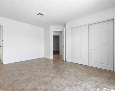 31601 Avenida Maravilla - Photo Thumbnail 18