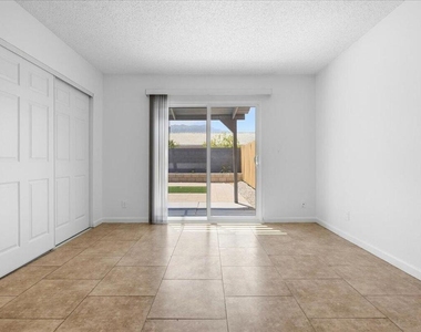 31601 Avenida Maravilla - Photo Thumbnail 19
