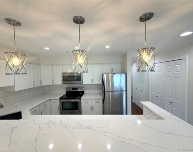 108 Atlantic Avenue - Photo Thumbnail 7
