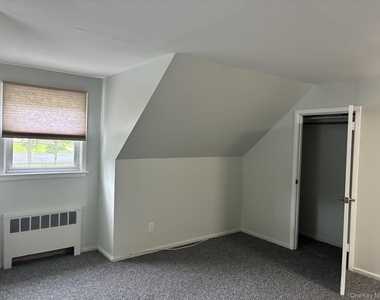 238 Laurel Road - Photo Thumbnail 12