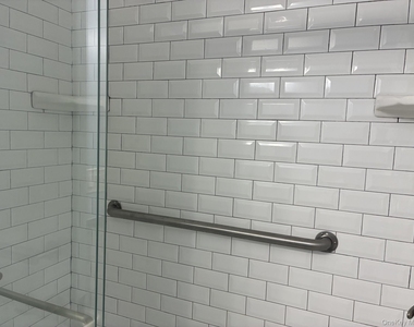 238 Laurel Road - Photo Thumbnail 10