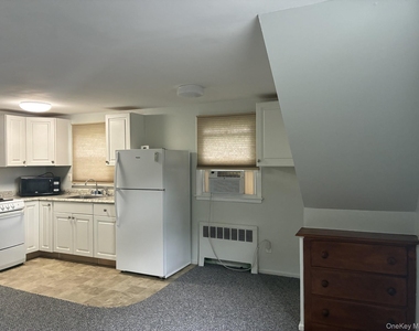 238 Laurel Road - Photo Thumbnail 7