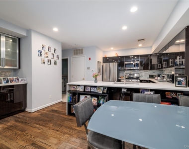 275 Central Avenue - Photo Thumbnail 14