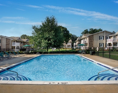 6 Williams Boulevard - Photo Thumbnail 1