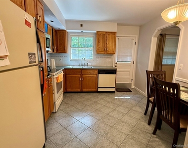 15 Kentwood Drive - Photo Thumbnail 14