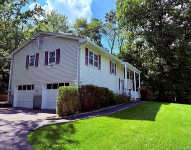 15 Kentwood Drive - Photo Thumbnail 2