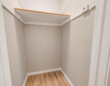 8009 35th Avenue - Photo Thumbnail 12