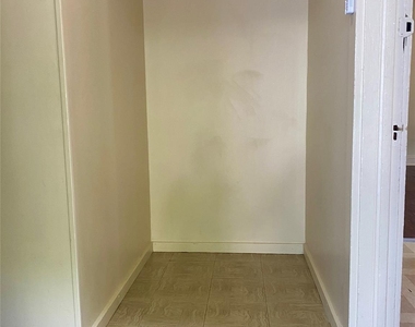 19 Memorial Avenue - Photo Thumbnail 10