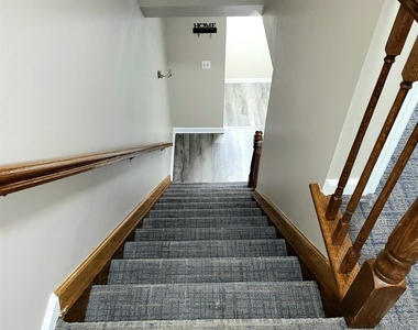 6 Maple Avenue - Photo Thumbnail 23
