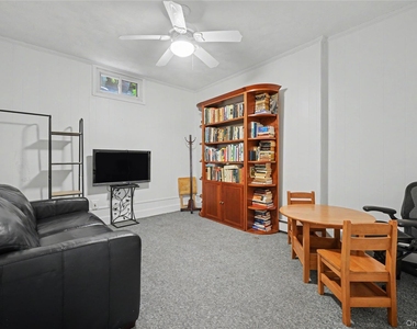 811 Eagle Bay Drive - Photo Thumbnail 26