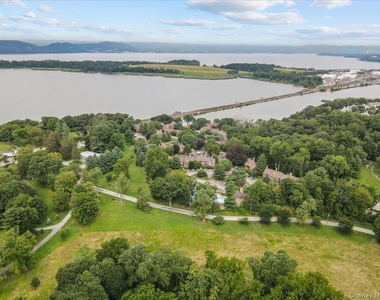 811 Eagle Bay Drive - Photo Thumbnail 37