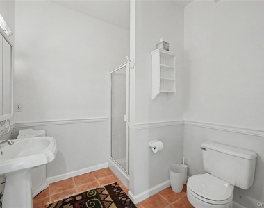 811 Eagle Bay Drive - Photo Thumbnail 29