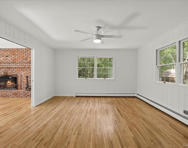 520 Croton Falls Road - Photo Thumbnail 5