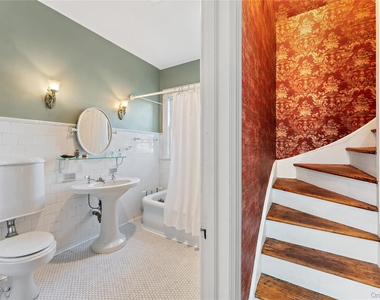 28 Hamilton Avenue - Photo Thumbnail 20