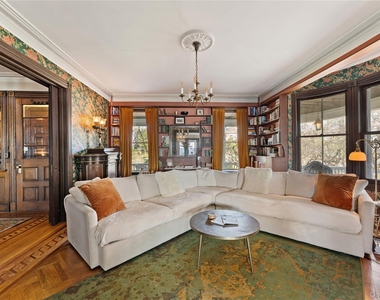 28 Hamilton Avenue - Photo Thumbnail 2