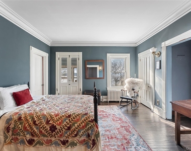 28 Hamilton Avenue - Photo Thumbnail 15