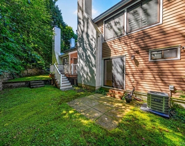 109 Woods End Road - Photo Thumbnail 31
